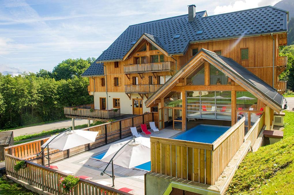 Appartement Les Chalets De Belledonne Saint-Colomban-des-Villards Bagian luar foto